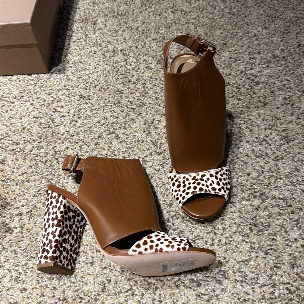 Anthropologie brown heels with cheetah print